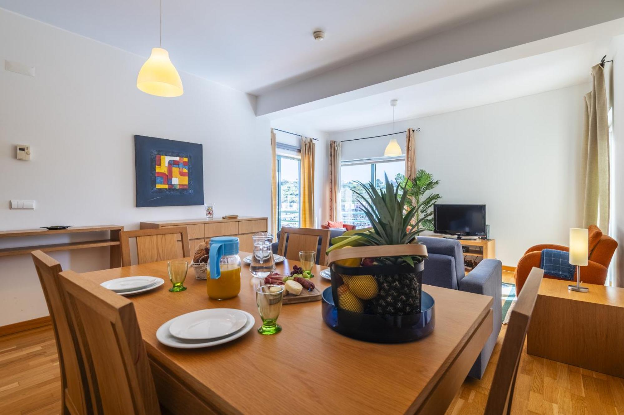 Marina Breeze Apartment With Pool - 900M From The Beach อัลบูเฟรา ภายนอก รูปภาพ